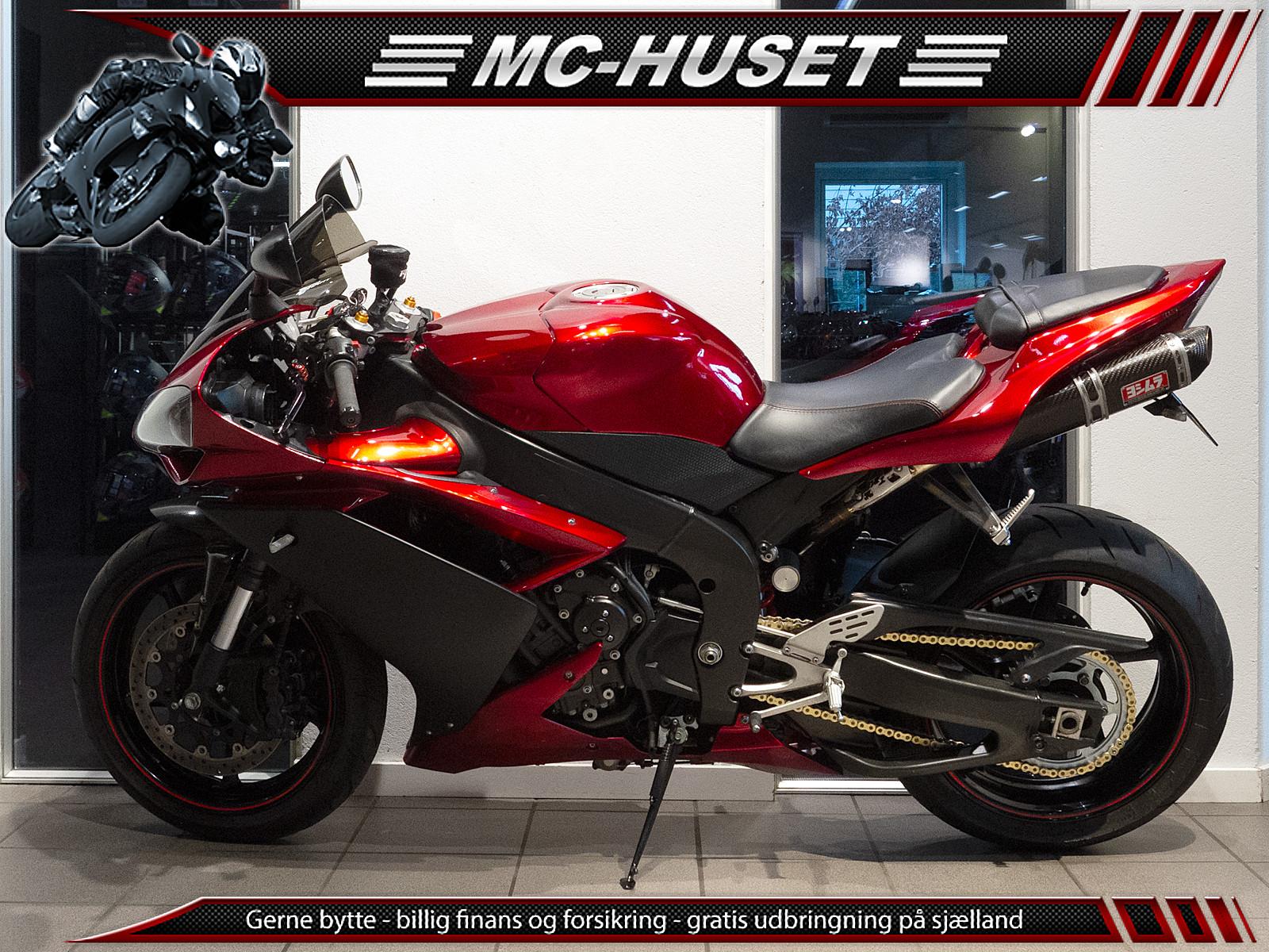 Yamaha YZF R1